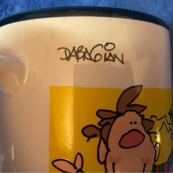 VINTAGE Christmas Mugs - Picture 10 of 10